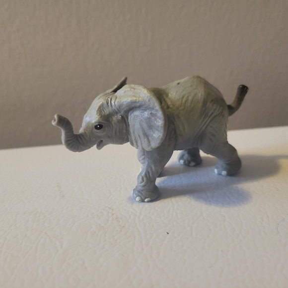 Safari Ltd Elephant Figures - Picture 7 of 10